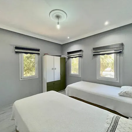 Avci Villa-fethiye 3+1 In Garden With Private Pool, 10 Minutes To The