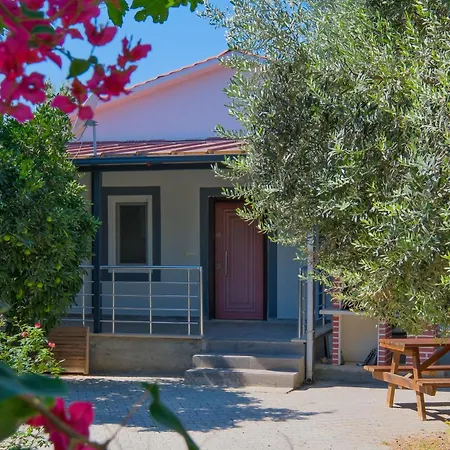 Avci Villa-fethiye 3+1 In Garden With Private Pool, 10 Minutes To The Фетхие